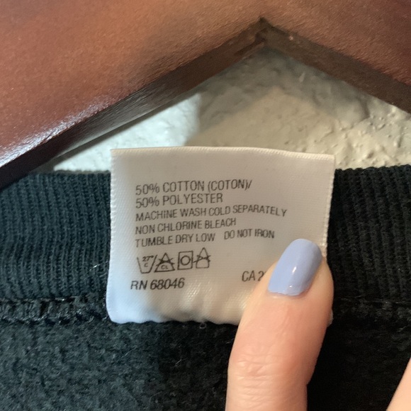 VINTAGE 89’s Save the Rainforest Red macaw tropical black sweatshirt Sz L cozy - Picture 11 of 17